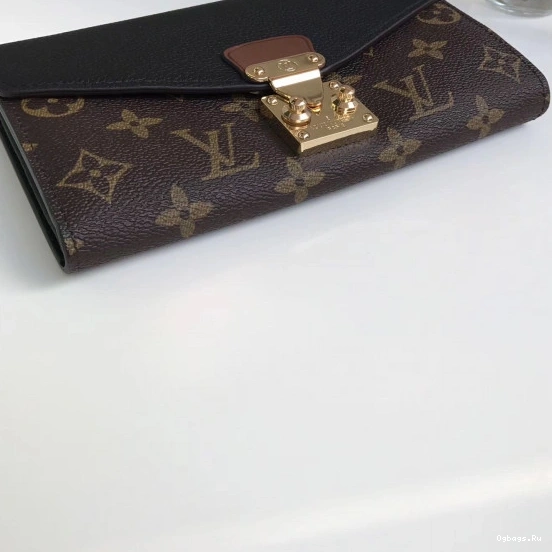 Louis wallet Vuitton Pallas 1223